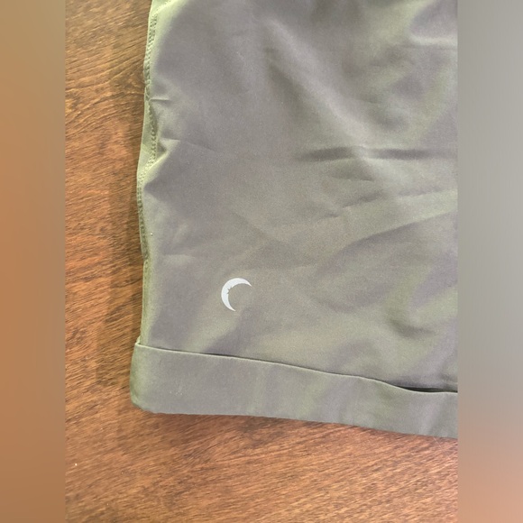 Zyia shorts - Picture 4 of 6